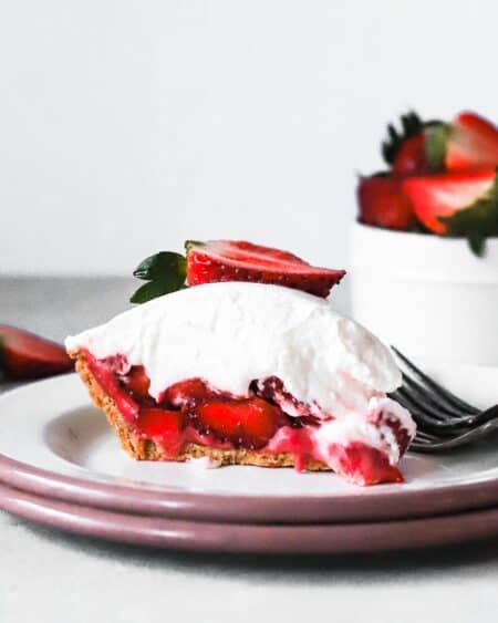 strawn's strawberry icebox pie