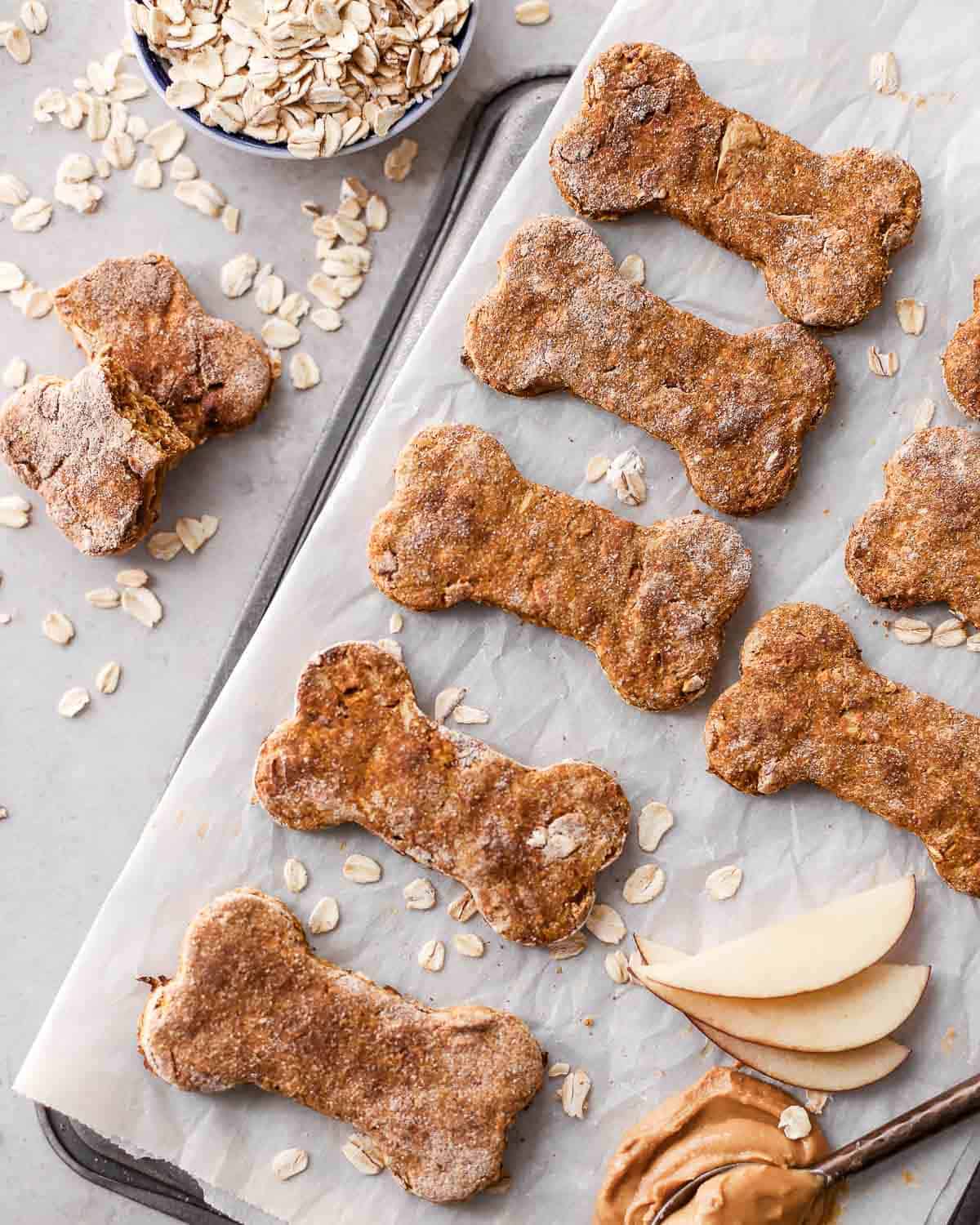 apple peanut butter oatmeal dog treats