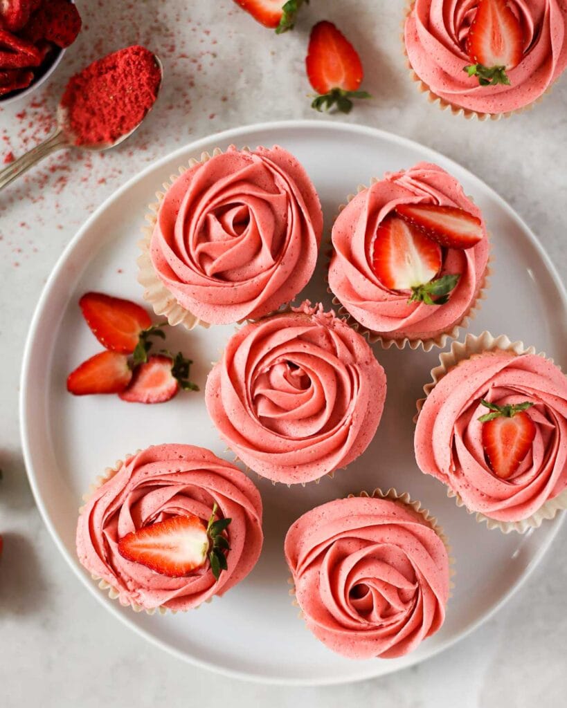 strawberry cupcakes with strawberry buttercream