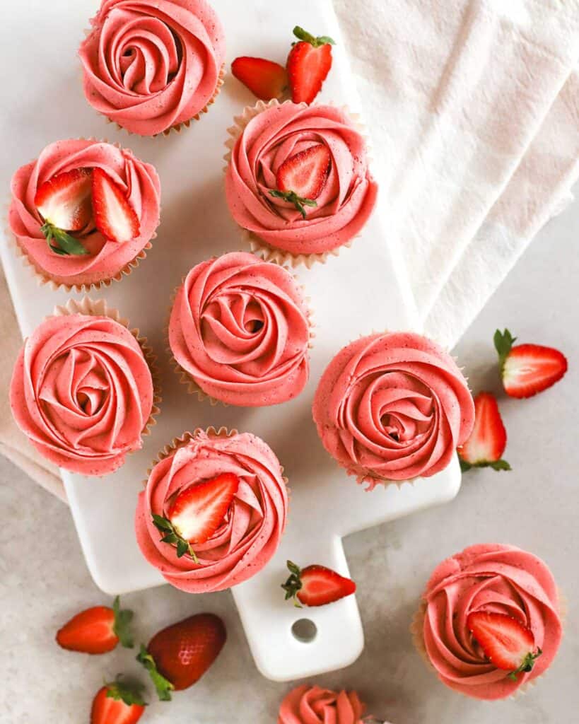 strawberry cupcakes with strawberry buttercream